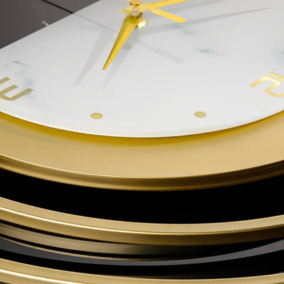 Schöne Wanduhr Wohnzimmer